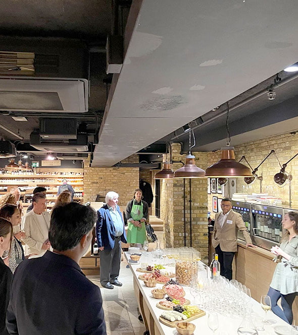 Personal Invitation img01